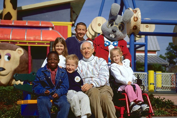 Henri and wish children at Amberville Train Station